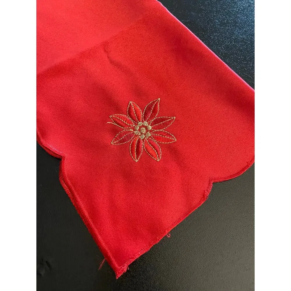 Set of 5 Red Embroidered Poinsettia Holiday Cloth Napkins Scalloped Edge Linens